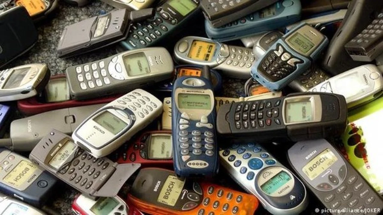 نمو مفاجئ في مبيعات الهواتف البسيطة على حساب الهواتف الذكية.. ما السر؟